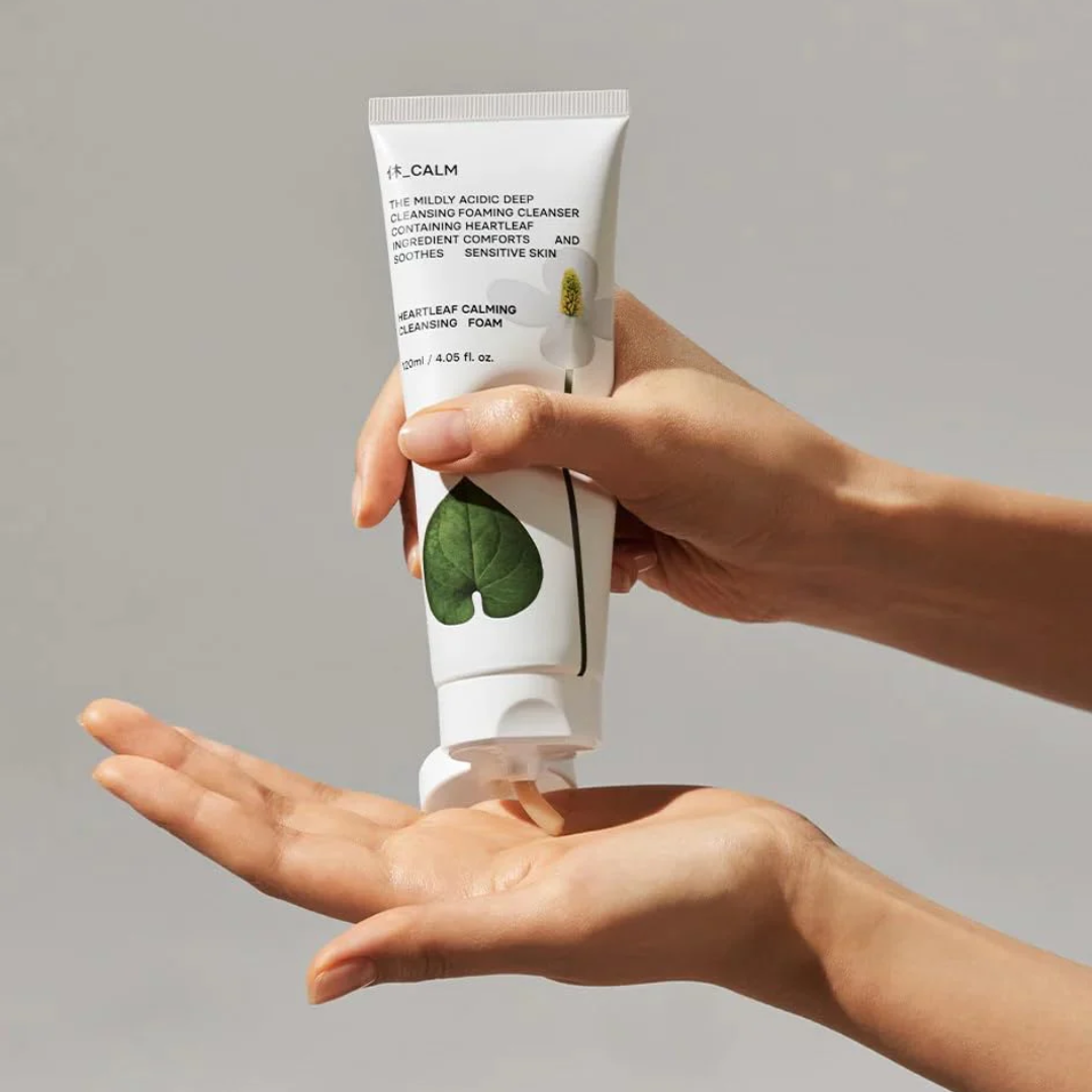 HUE_CALM Heartleaf Calming Cleansing Foam 120ml