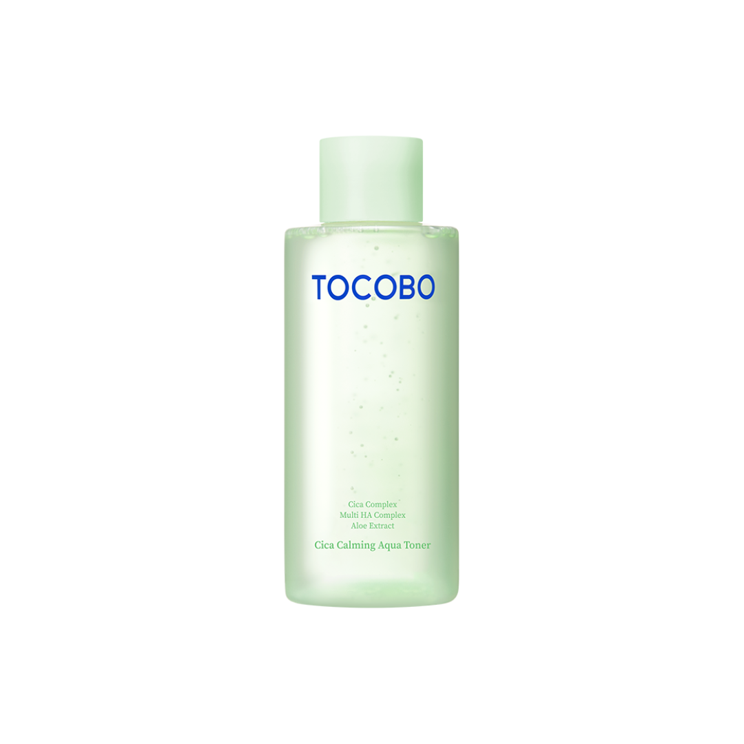 TOCOBO Cica Calming Aqua Toner is a refreshing and soothing toner designed to calm and hydrate sensitive skin. Enriched with Centella Asiatica Leaf Extract, Aloe Ferox Leaf Extract, and a blend of soothing botanicals like Chamomile and Lavender, it helps reduce redness and irritation while deeply moisturizing the skin. Niacinamide brightens and balances the skin tone, while multiple forms of Hyaluronic Acid and Ceramide NP provide lasting hydration. This gentle toner is perfect for daily use, leaving the sk